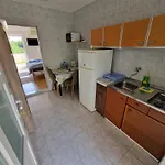 Nikol Лопар
